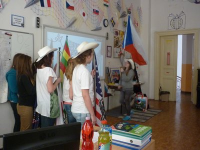 10.03.2015 - Cestopisná přednáška po USA (7.A + 7.B) - Album - fotografie 11