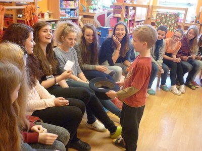 26.05.2015 - Philosophy for Children - zážitková výuka OSV (8.B) - Album - fotografie 5