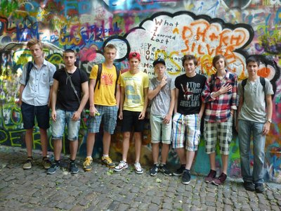 04.06.2015 - Procházka Prahou - ZE + OSV (9.A) - Album - fotografie 18