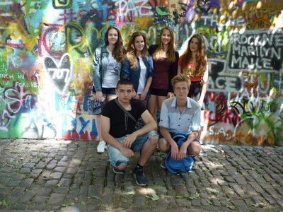 04.06.2015 - Procházka Prahou - ZE + OSV (9.A) - Album - fotografie 6