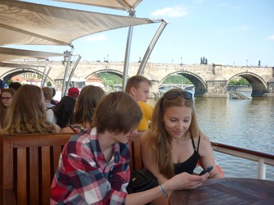 04.06.2015 - Procházka Prahou - ZE + OSV (9.A) - Album - fotografie 27