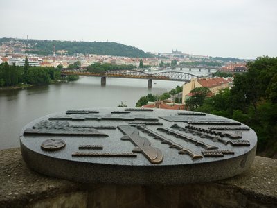 11.06.2015 - Procházka Prahou - ZE + OSV (9.B) - Album - fotografie 32