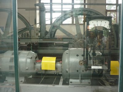 11.06.2015 - Procházka Prahou - ZE + OSV (9.B) - Album - fotografie 16