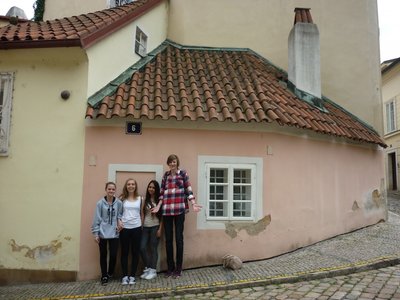 11.06.2015 - Procházka Prahou - ZE + OSV (9.B) - Album - fotografie 59