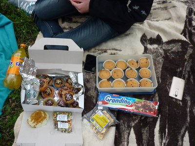 24.06.2015 - Závěrečný piknik ve Stromovce (7.B + 8.B) - Album - fotografie 4