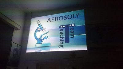 22.10.2015 - Team Teaching: Vzhůru do atmosféry (9.A + 9.B) - Album - fotografie 12