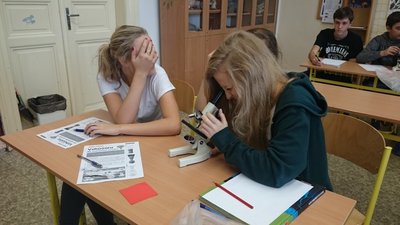 22.10.2015 - Team Teaching: Vzhůru do atmosféry (9.A + 9.B) - Album - fotografie 21