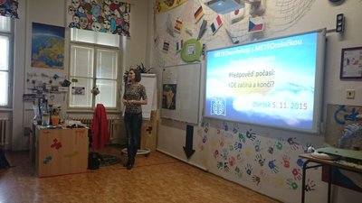 05.11.2015 - METEOworkshop s D. Honsovou (9.A + 9.B) - Album - fotografie 5