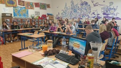 05.11.2015 - METEOworkshop s D. Honsovou (9.A + 9.B) - Album - fotografie 12