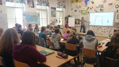 05.11.2015 - METEOworkshop s D. Honsovou (9.A + 9.B) - Album - fotografie 23