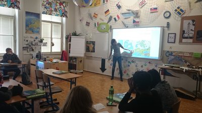 05.11.2015 - METEOworkshop s D. Honsovou (9.A + 9.B) - Album - fotografie 24