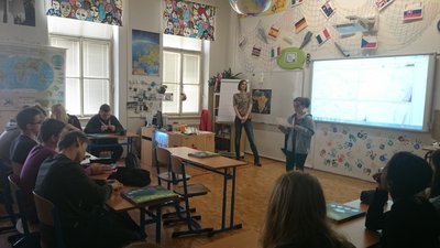 05.11.2015 - METEOworkshop s D. Honsovou (9.A + 9.B) - Album - fotografie 3