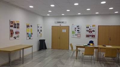 13.11.2015 - Nevidíme, neslyšíme, ale cítíme - workshop (8.B) - Album - fotografie 14