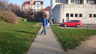 13.11.2015 - Nevidíme, neslyšíme, ale cítíme - workshop (8.B) - Album - fotografie 4