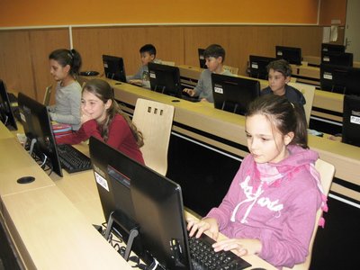 15.12.2015 - Nová PC učebna (budova Zenklova) - Album - fotografie 2