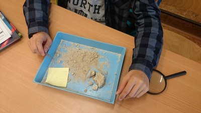 03.10.2016 - Team Teaching - pískovcová města (9.AB) - Album - fotografie 17