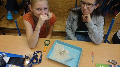 03.10.2016 - Team Teaching - pískovcová města (9.AB) - Album - fotografie 11