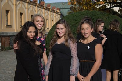 01.11.2016 - SVATBA NANEČISTO (9.A + 9.B) - Album - fotografie 6