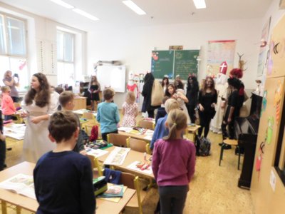 02.12.2016 - Mikulášská nadílka 2016 (Zenklova) - Album - fotografie 26