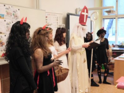 02.12.2016 - Mikulášská nadílka 2016 (Zenklova) - Album - fotografie 38