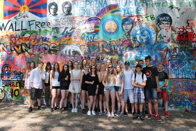 01.06.2017 - Tradiční procházka Prahou (9.AB) - Album - fotografie 17