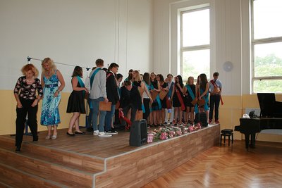 27.06.2017 - 27.6.2017 Rozloučení s 9. třídami 2017 (9.A+9.B) - Album - fotografie 60
