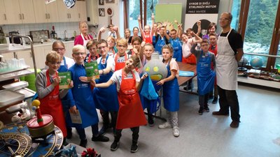 20.10.2017 - Kids Lab Abrakadabra - Chytří gurmáni z 5.C - Album - fotografie 11
