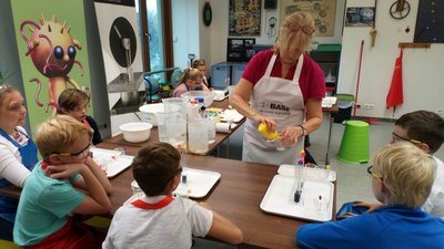 20.10.2017 - Kids Lab Abrakadabra - Chytří gurmáni z 5.C - Album - fotografie 18