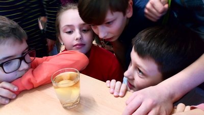 23.02.2018 - PÉČE O NAŠE ZUBY - workshop pro 5.C - Album - fotografie 16