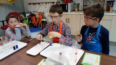 02.11.2018 - Laboratoř Abrakadabra - Chytří gurmáni z 5.C - Album - fotografie 7