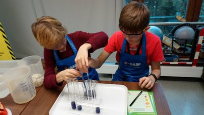 09.11.2018 - Laboratoř Abrakadabra - Chytří gurmáni z 5.A - Album - fotografie 6