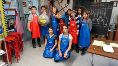 16.11.2018 - Laboratoř Abrakadabra - Chytří gurmáni z 5.D - Album - fotografie 8