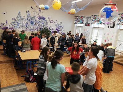 10.12.2018 - Lidské tělo - týmové učení (5.C + 8.A) - Album - fotografie 8