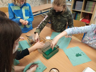 12.11.2021 - Páťáci (V.A) učí páťáky (V.B) - Album - fotografie 10