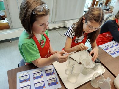 30.09.2022 - Laboratoř Abrakadabra - Voda je poklad (V.E) - Album - fotografie 19