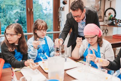 18.11.2022 - Chytří gurmáni v laboratoři Abrakadabra - Album - fotografie 7