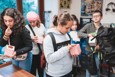 18.11.2022 - Chytří gurmáni v laboratoři Abrakadabra - Album - fotografie 38