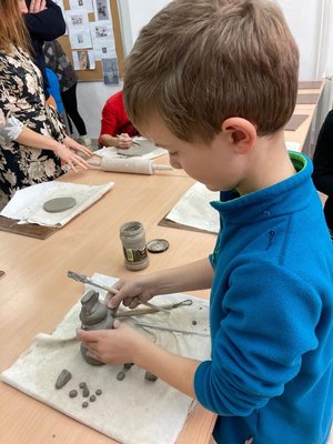 07.12.2022 - Vánoční dílna (II.C) - Album - fotografie 8