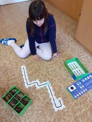 28.03.2023 - Informatika_IV.D (OzoBot) - Album - fotografie 26