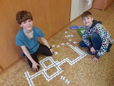 28.03.2023 - Informatika_IV.D (OzoBot) - Album - fotografie 21