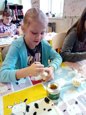 14.04.2023 - Velikonoční tvoření ve 3.C - Album - fotografie 8