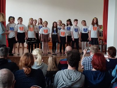 27.04.2023 - Hrabalova koťata - pěvecký sbor - Album - fotografie 10