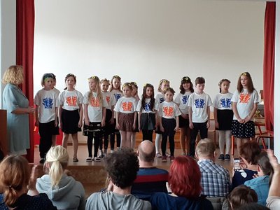 27.04.2023 - Hrabalova koťata - pěvecký sbor - Album - fotografie 2