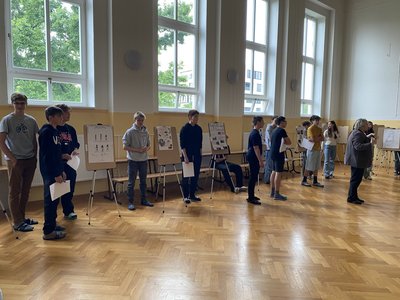 06.06.2023 - Prezentace posterů žáků 9. ročníku - Album - fotografie 5