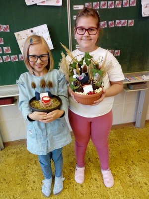 02.11.2023 - Dušičková návštěva hřbitova (IV.C) - Album - fotografie 7