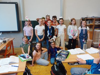 24.05.2024 - Bláznivé účesy (Hrdá škola) - Album - fotografie 4