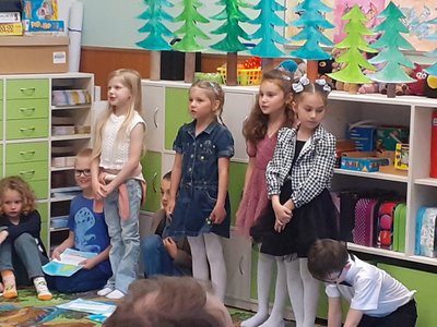 24.05.2024 - Pasování (1. třídy, PT) - Album - fotografie 9